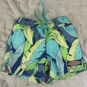 Vineyard Vines Blue and Green Leaf Print Shorts